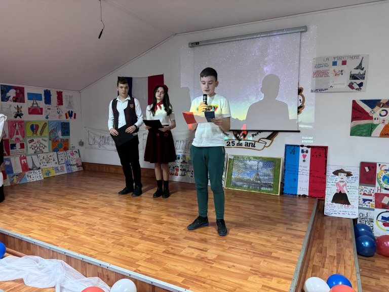Moment din cadrul activităților de Francofonie