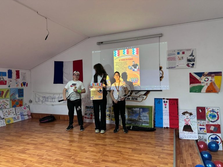Moment din cadrul activităților de Francofonie