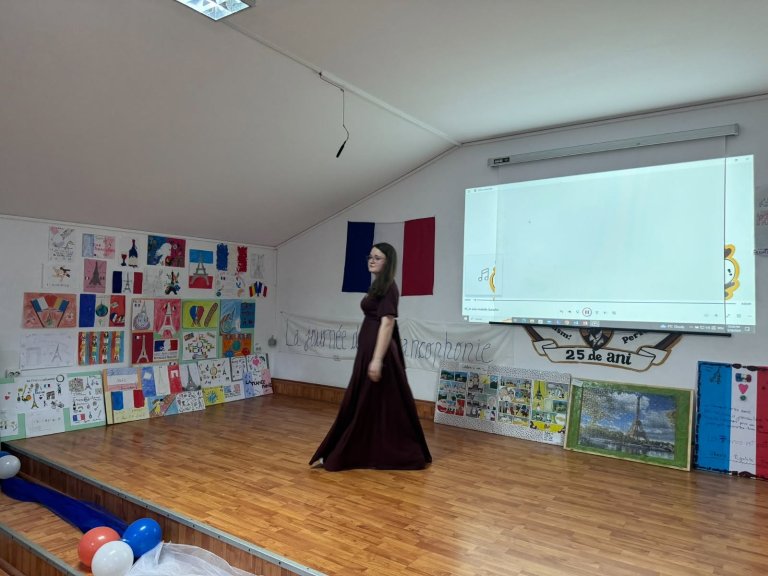 Moment din cadrul activităților de Francofonie