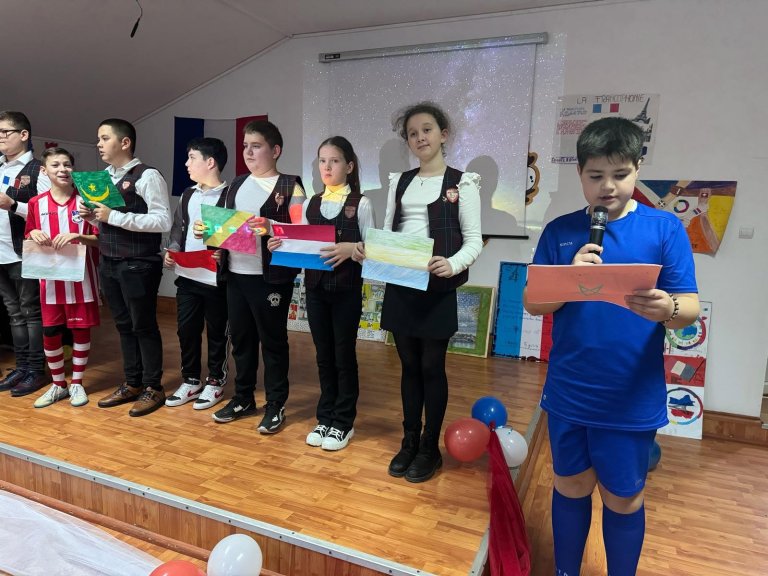 Moment din cadrul activităților de Francofonie