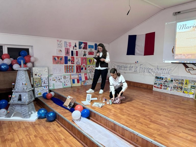 Moment din cadrul activităților de Francofonie