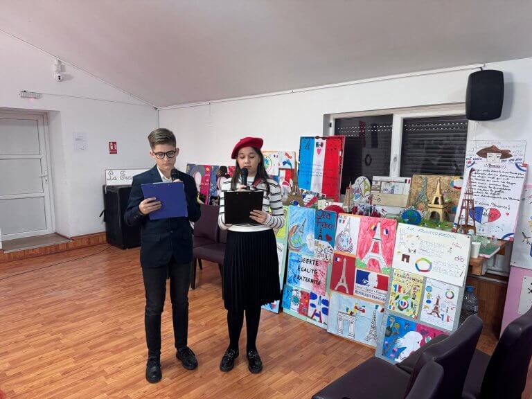 Moment din cadrul activităților de Francofonie
